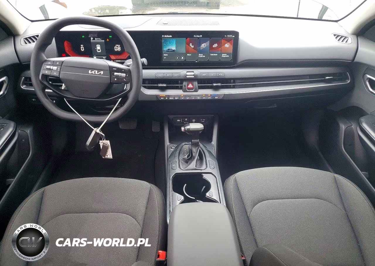 2025 Kia K4 Lx VIN:3KPFT4DE9SE138659 - 8