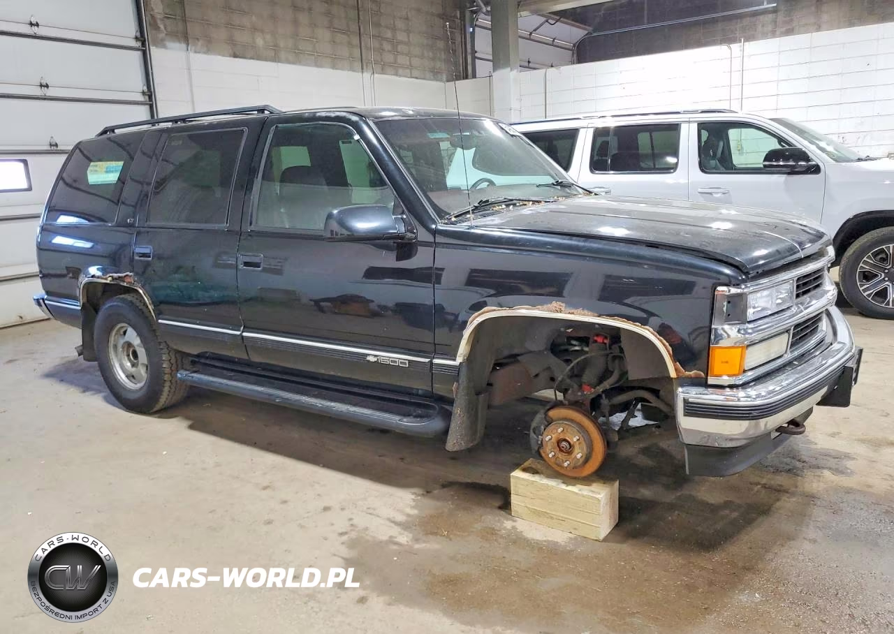 1997 Chevrolet Tahoe K1500 VIN:1GNEK13R3VJ370819 - 4