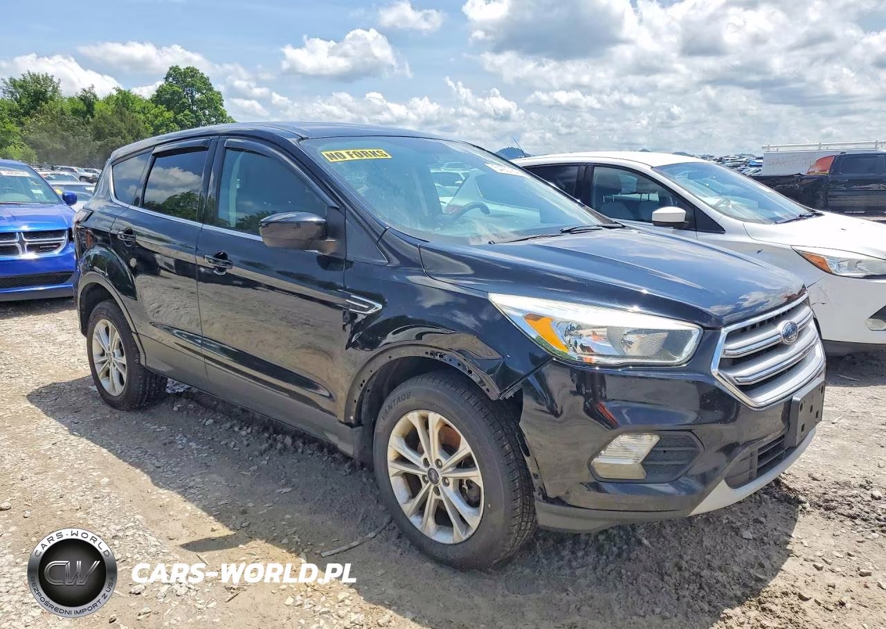 2017 Ford Escape Se VIN:1FMCU9G92HUB76672 - 4