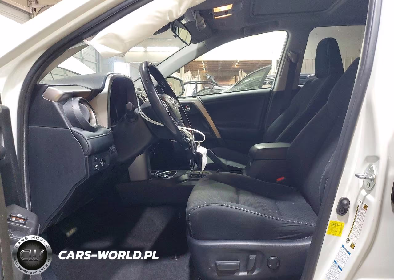 2018 Toyota Rav4 Xle VIN:JTMRFREV8JJ192715 - 7