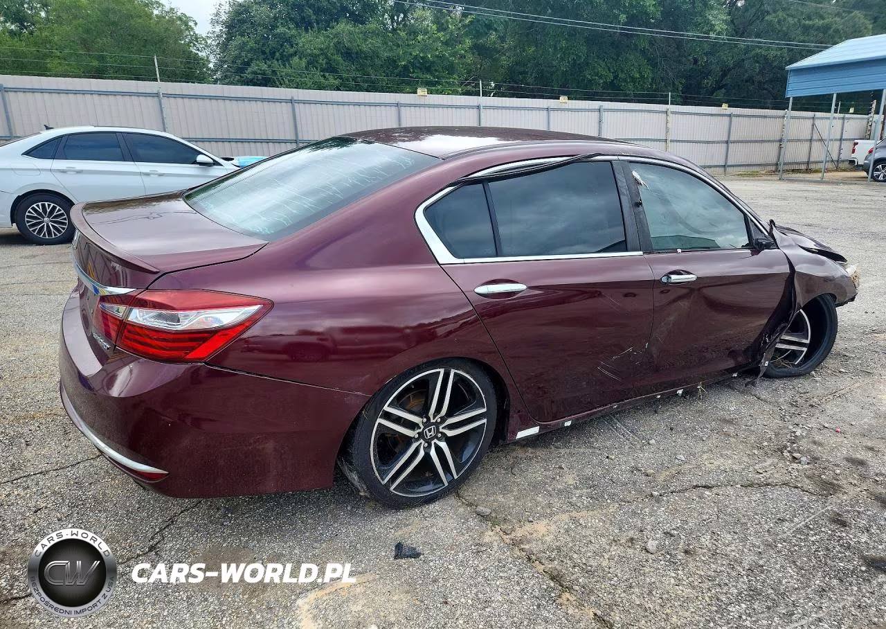 2016 Honda Accord Sport VIN:1HGCR2F59GA110729 - 3