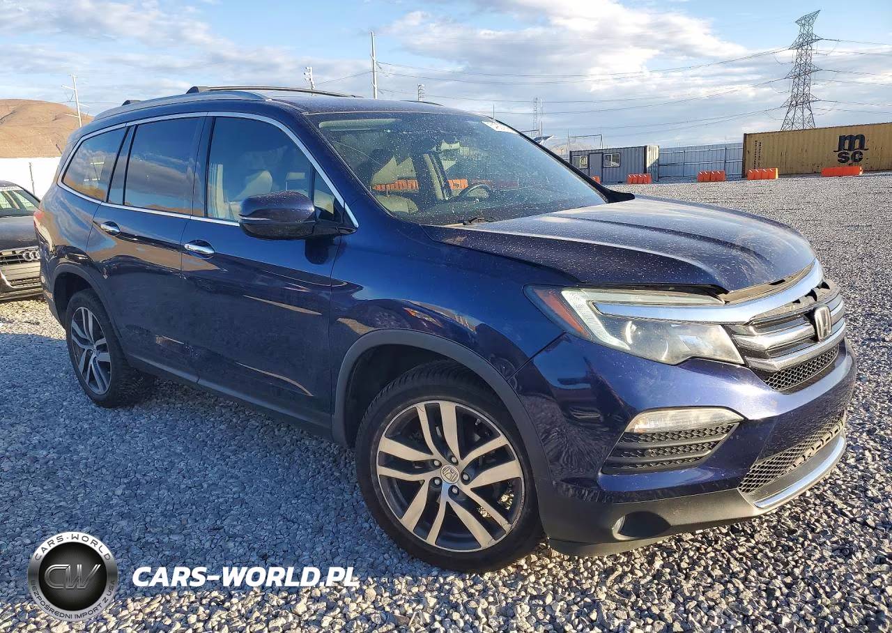 2018 Honda Pilot Elite VIN:5FNYF6H01JB011312 - 4
