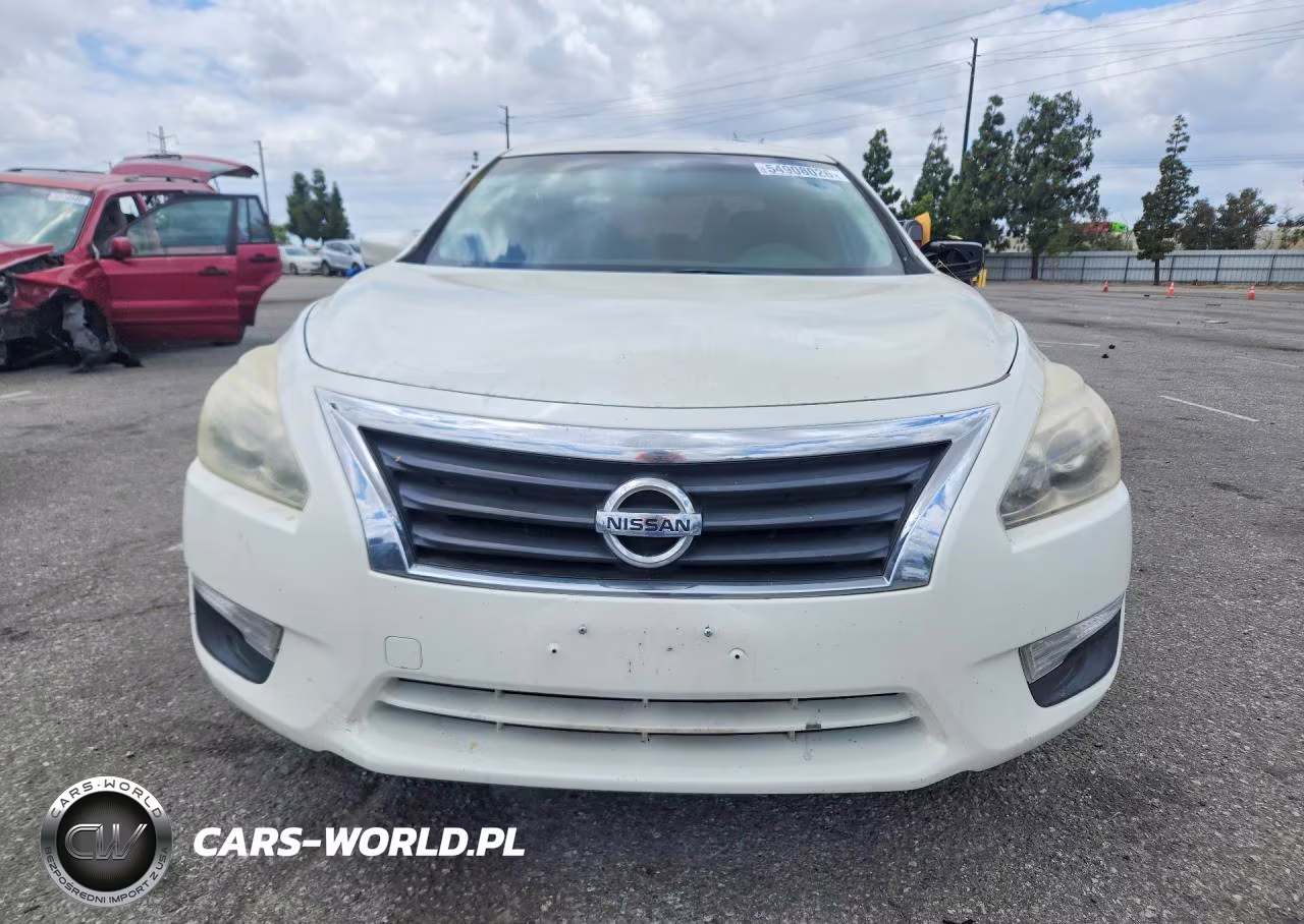 2014 Nissan Altima 2.5 S VIN:1N4AL3AP7EC134671 - 5