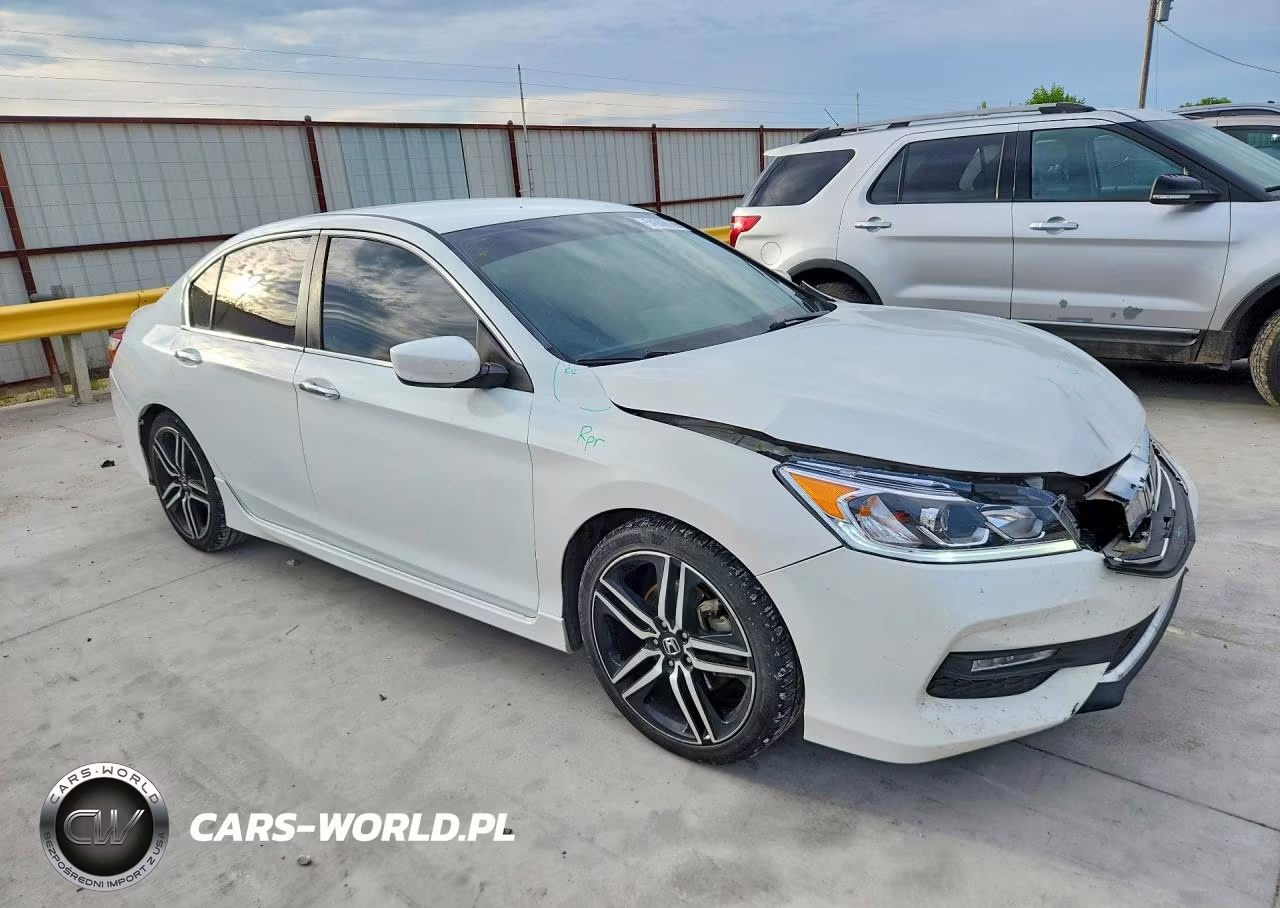 2017 Honda Accord Sport VIN:1HGCR2F56HA130695 - 4