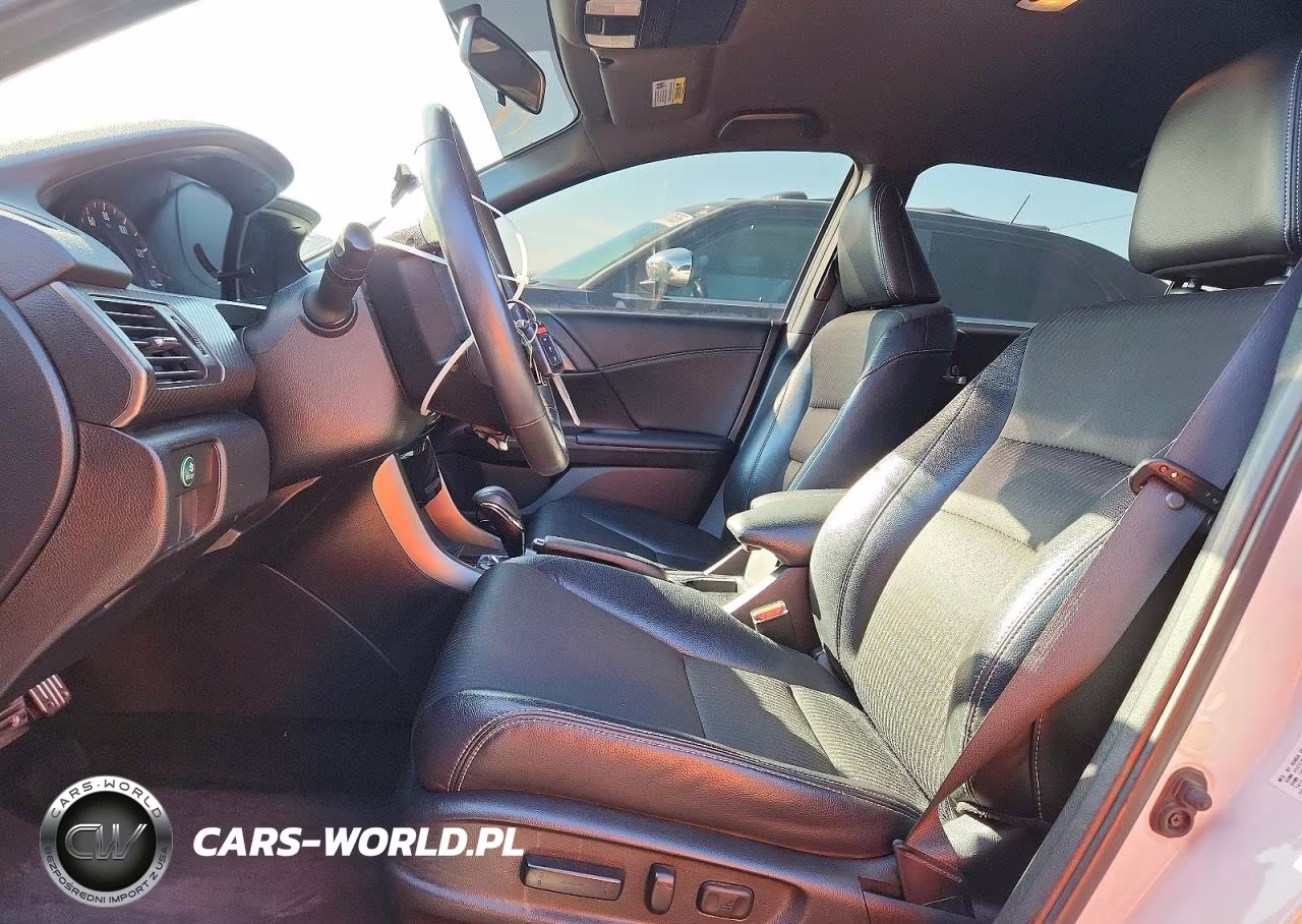 2017 Honda Accord Sport VIN:1HGCR2F56HA130695 - 7