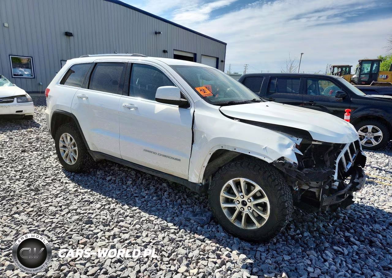 2016 Jeep Grand Cherokee Laredo VIN:1C4RJFAG9GC349363 - 4