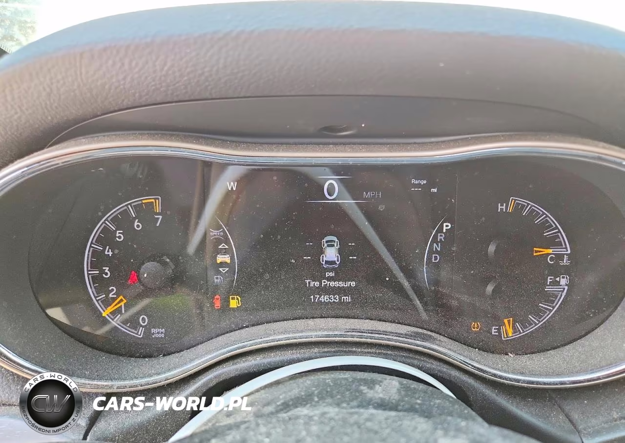 2016 Jeep Grand Cherokee Laredo VIN:1C4RJFAG9GC349363 - 9