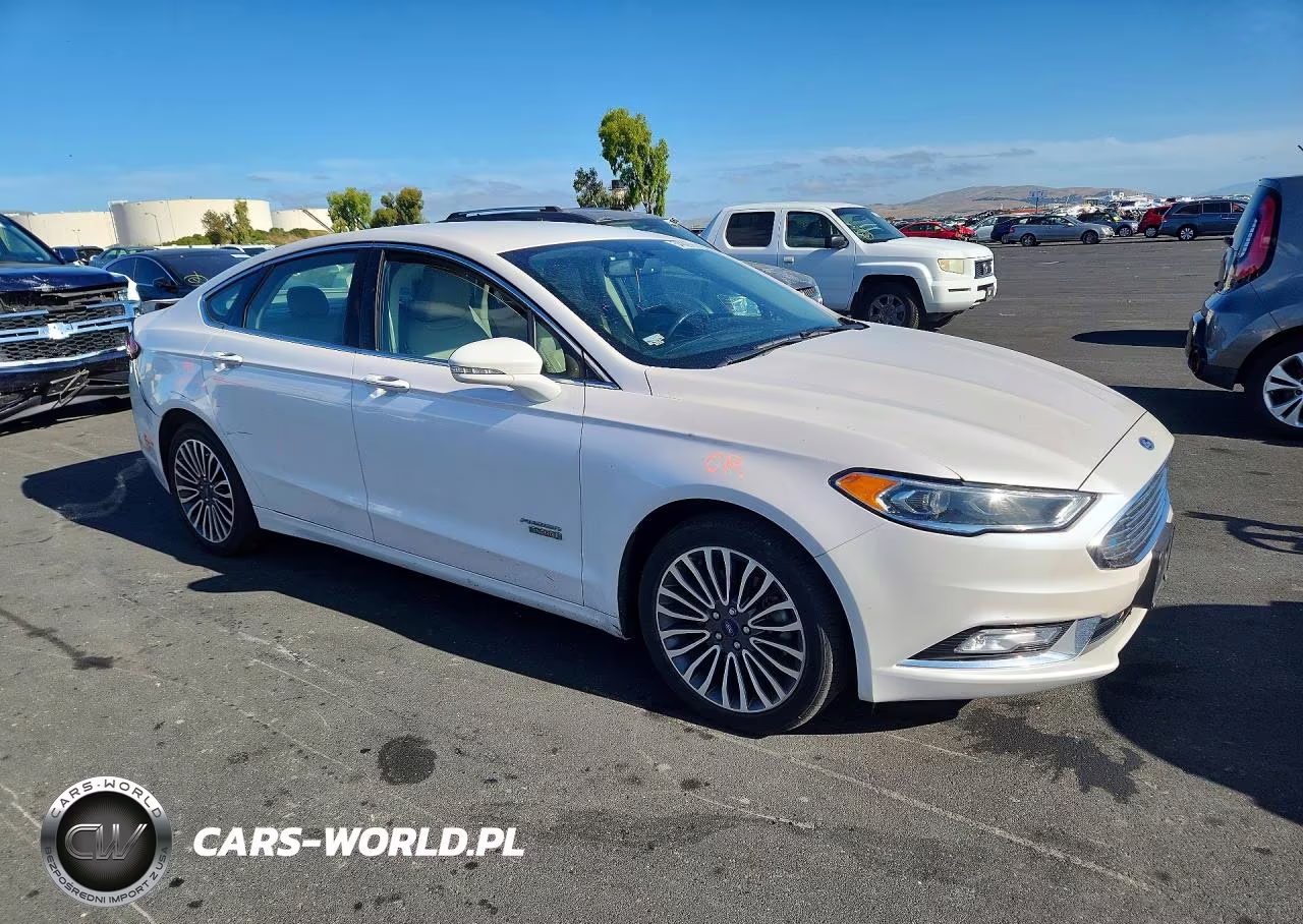 2017 Ford Fusion Se Phev VIN:3FA6P0PU2HR306679 - 4