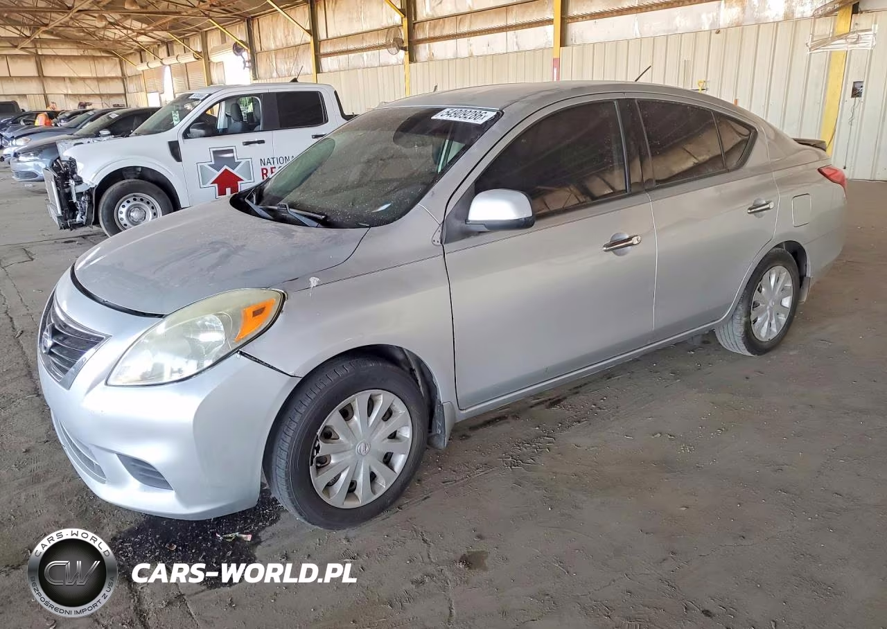 2014 Nissan Versa 1.6 Sv