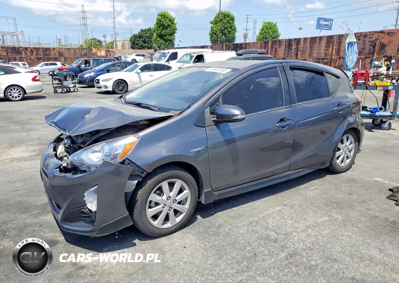 2017 Toyota Prius C Two