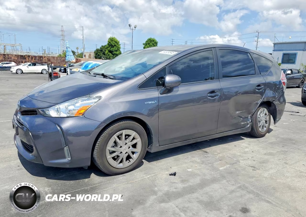 2015 Toyota Prius V Four – zdjęcie 1 z 12