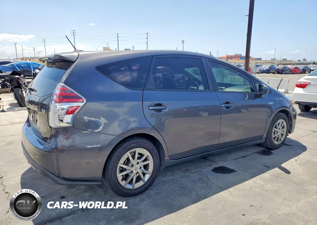 2015 Toyota Prius V Four VIN:JTDZN3EU4FJ035388 - 3