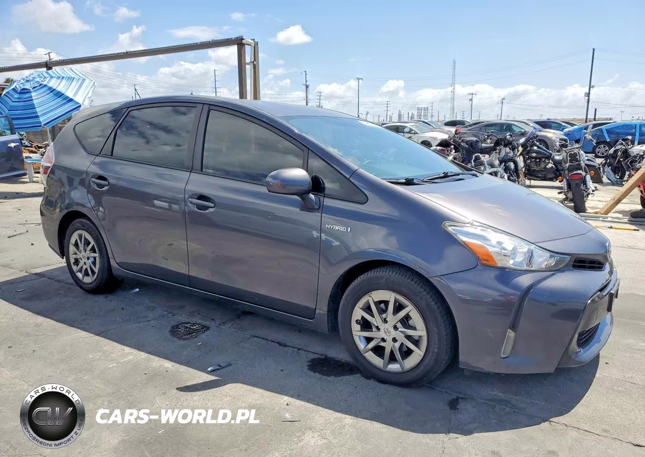 2015 Toyota Prius V Four VIN:JTDZN3EU4FJ035388 - 4