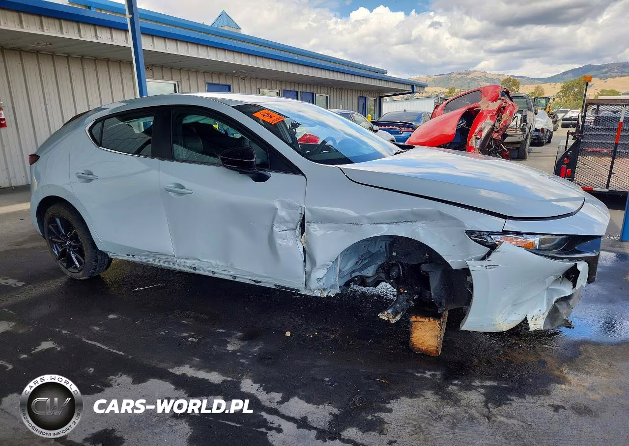 2026 Mazda Mazda3 Select Sport VIN:JM1BPAKL7T1857917 - 4