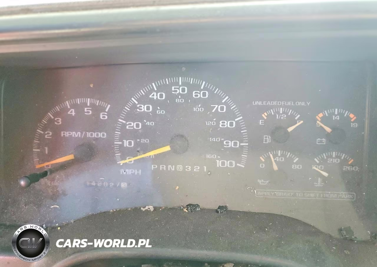 1999 GMC Sierra C2500 VIN:1GDGC24R2XF098493 - 9