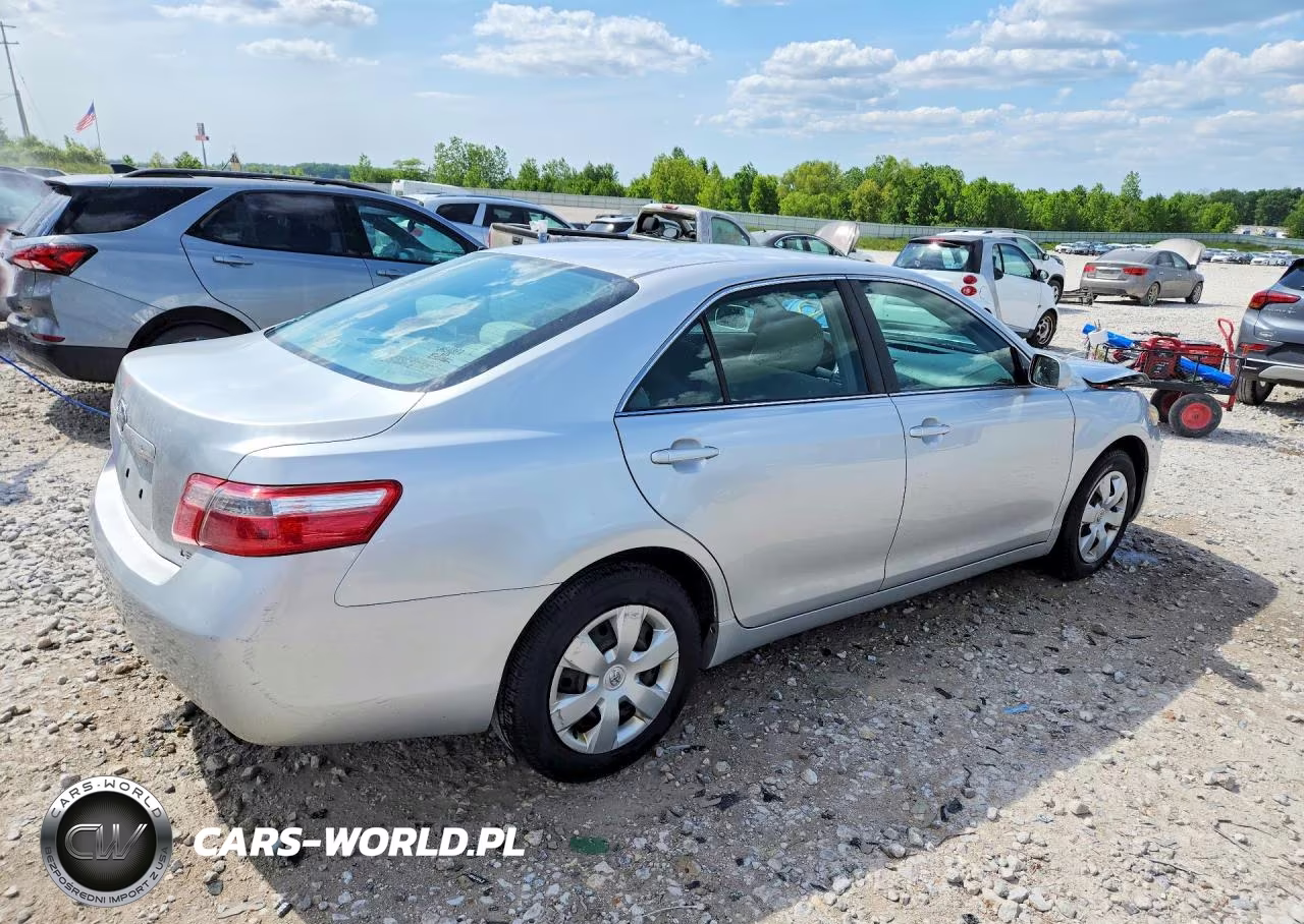 2008 Toyota Camry Le VIN:4T1BE46K68U201329 - 3