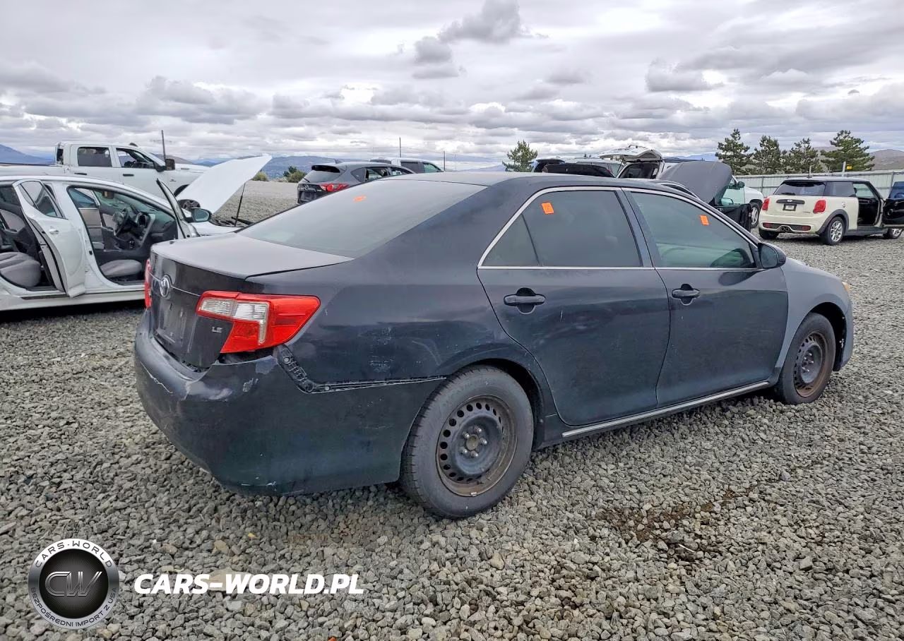 2012 Toyota Camry Le VIN:4T1BF1FKXCU069888 - 3