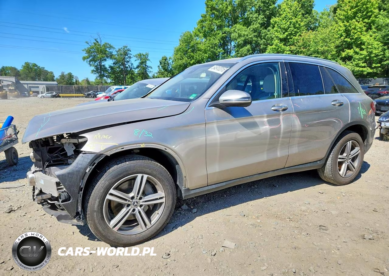 2020 Mercedes-Benz Glc 300