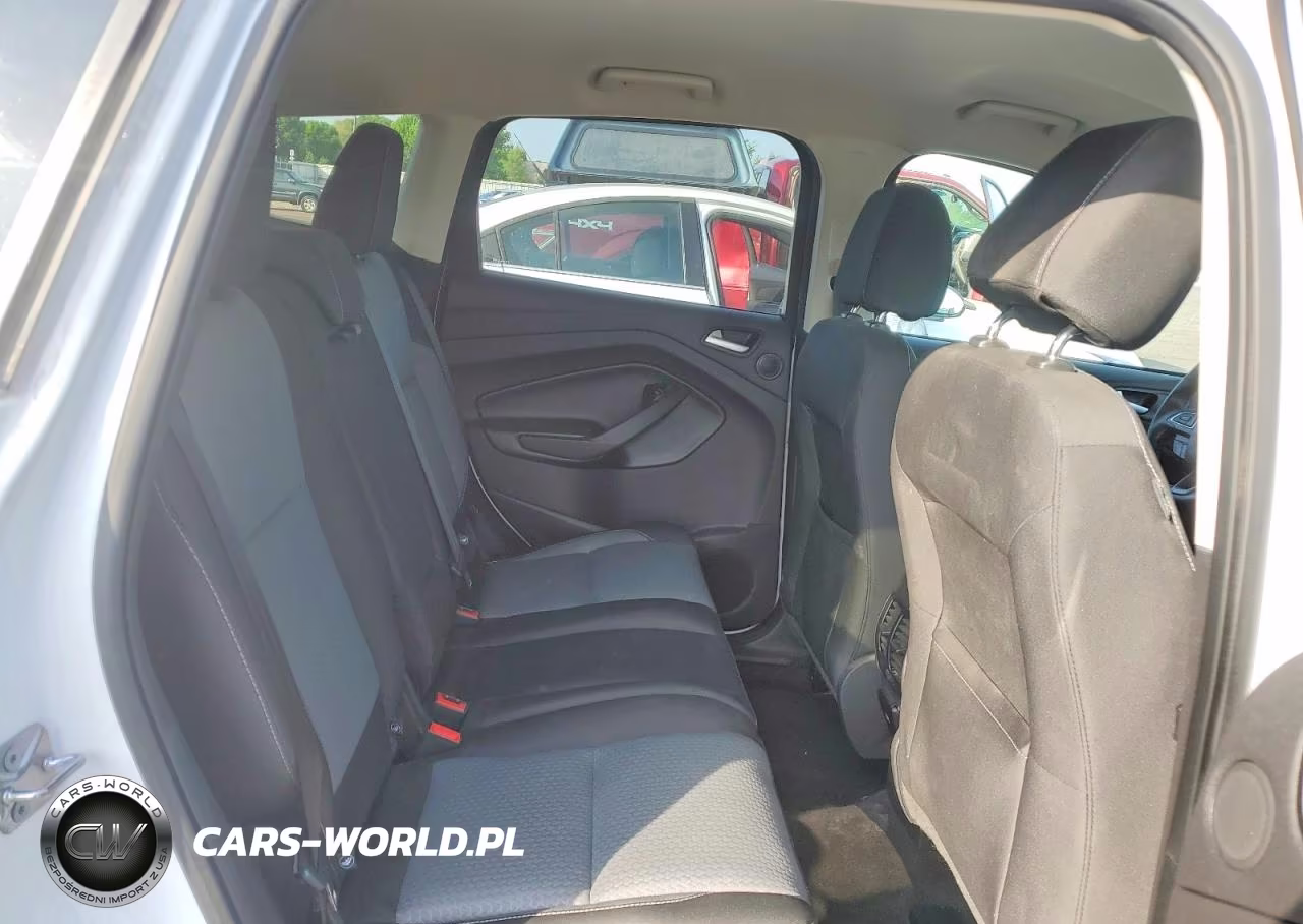 2017 Ford Escape Se VIN:1FMCU0GD6HUB95855 - 11