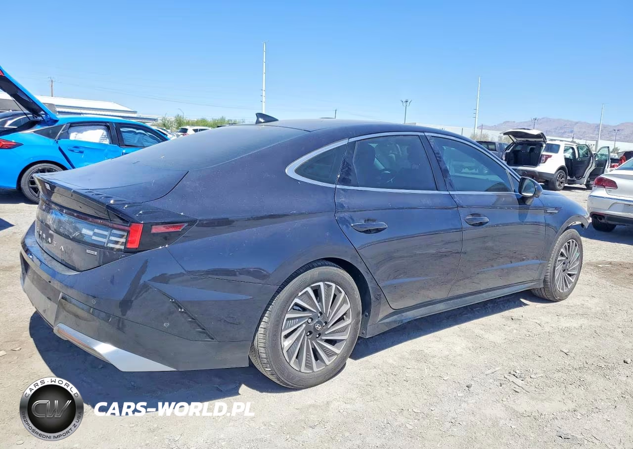 2025 Hyundai Sonata Hybrid Limited VIN:KMHL54JJ4SA129378 - 3