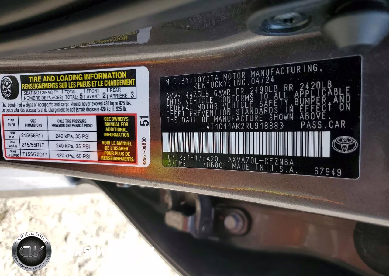 2024 Toyota Camry Le VIN:4T1C11AK2RU918883 - 12