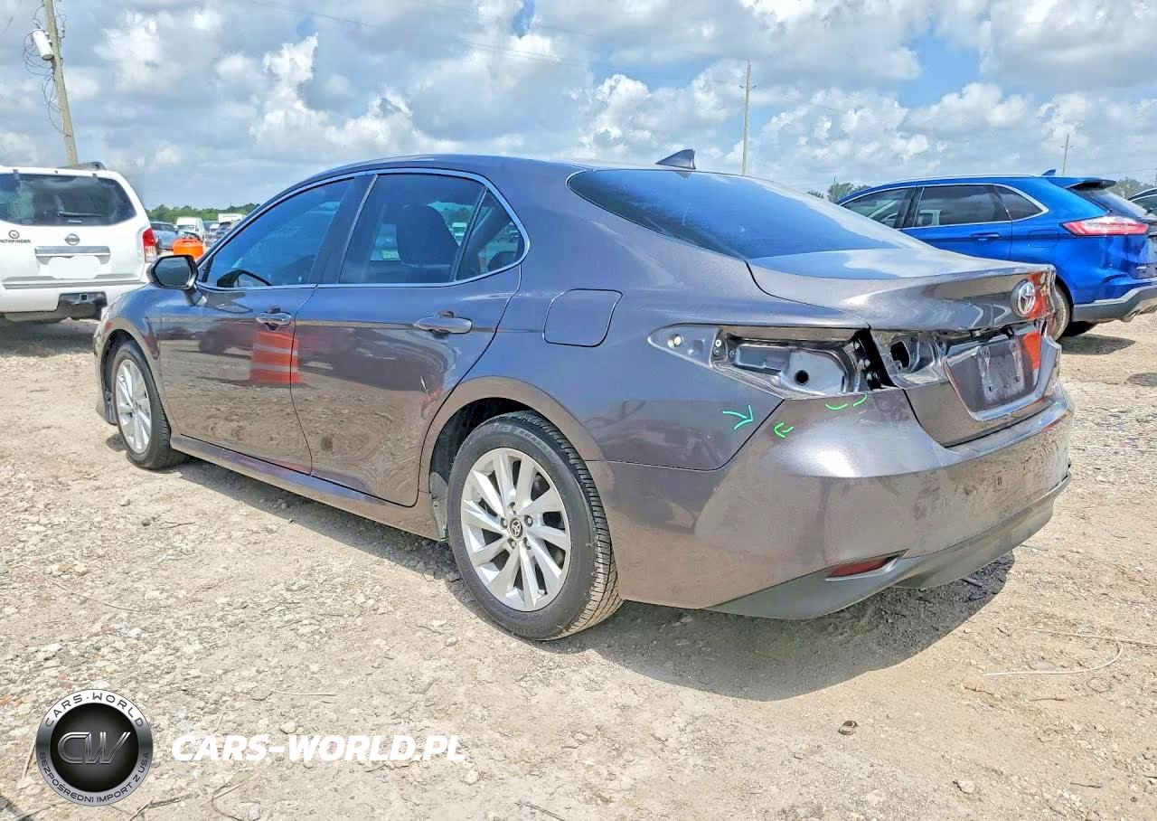 2024 Toyota Camry Le VIN:4T1C11AK2RU918883 - 2