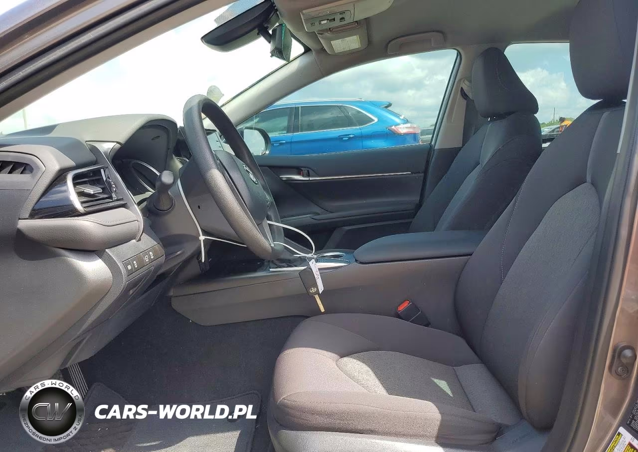 2024 Toyota Camry Le VIN:4T1C11AK2RU918883 - 7