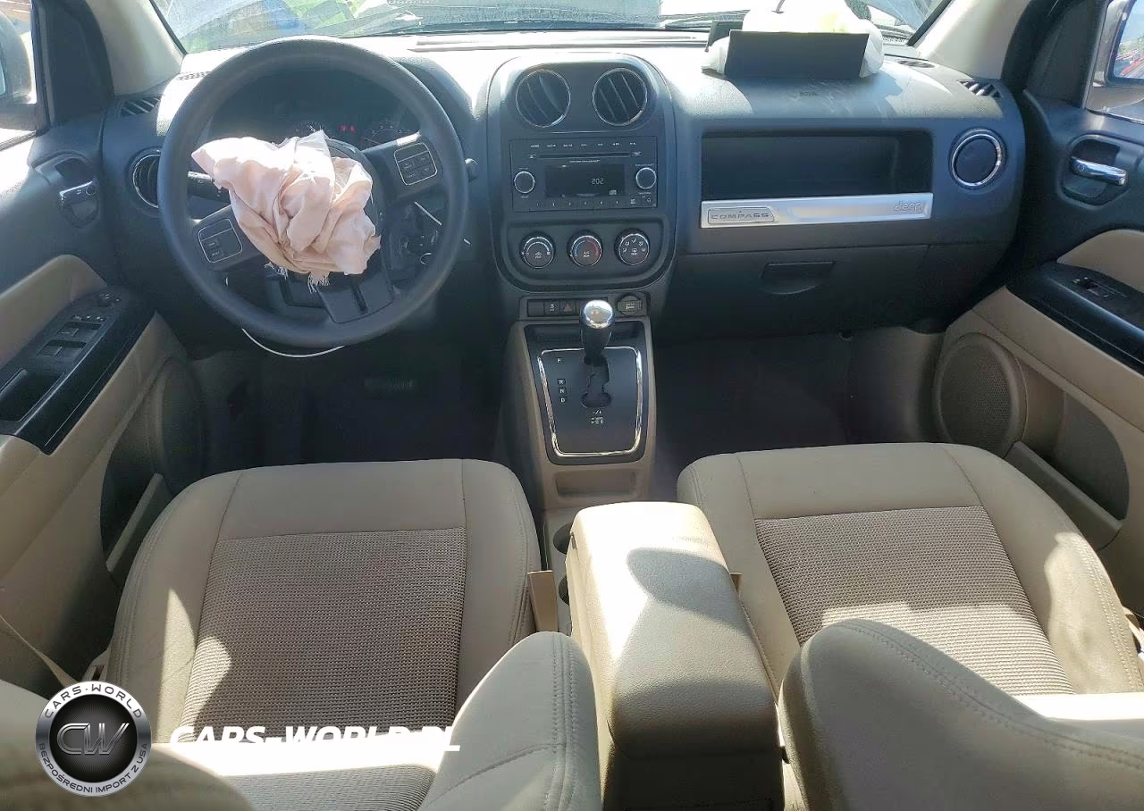 2014 Jeep Compass Sport VIN:1C4NJCBA8ED801155 - 8