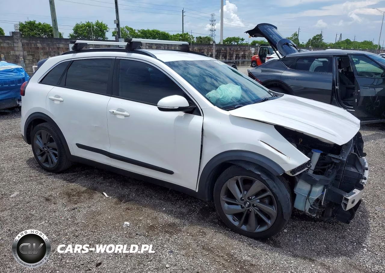 2017 Kia Niro Ex VIN:KNDCC3LC6H5052081 - 4