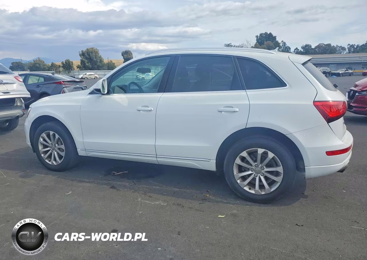 2013 Audi Q5 Premium Plus VIN:WA1LFAFP4DA082489 - 2