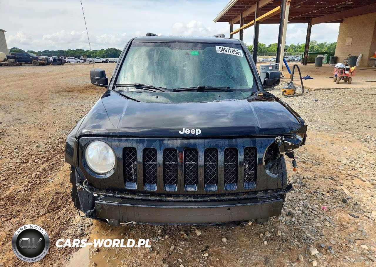 2014 Jeep Patriot Latitude VIN:1C4NJRFB5ED862307 - 5