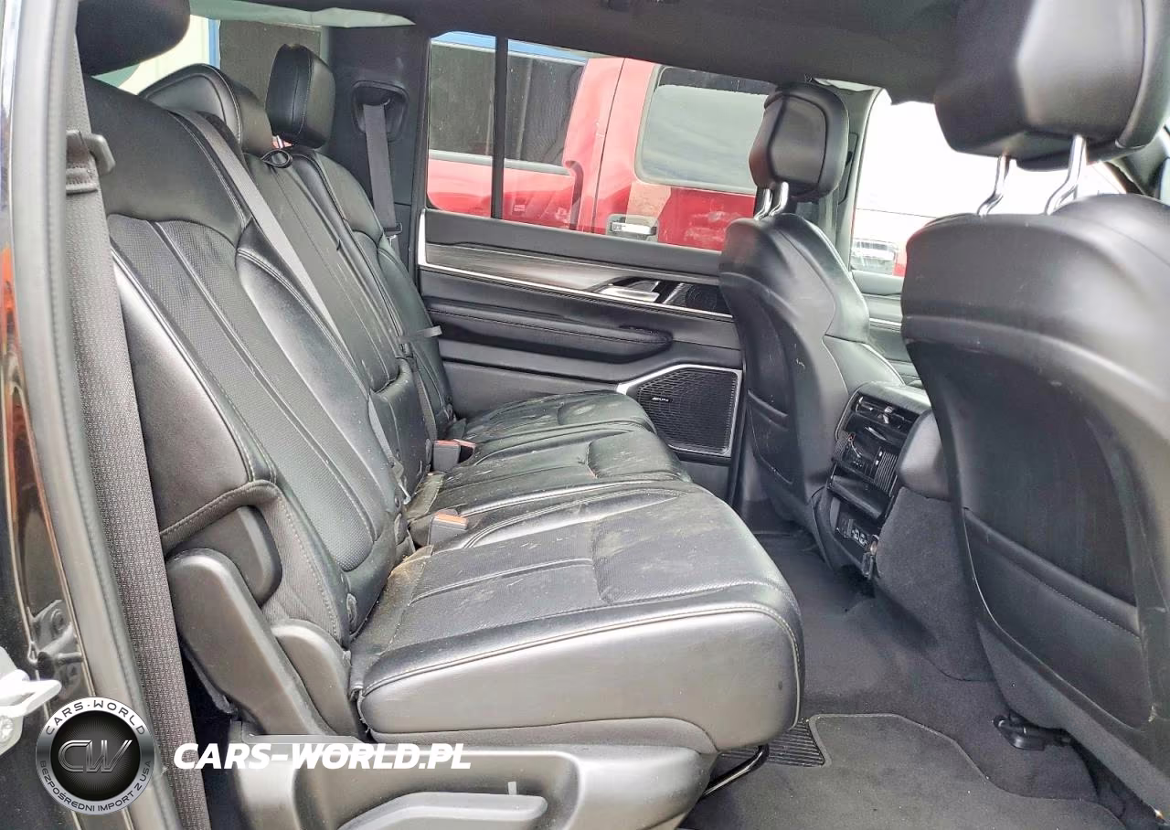 2024 Jeep Wagoneer L Series Ii VIN:1C4SJRBP0RS120130 - 10