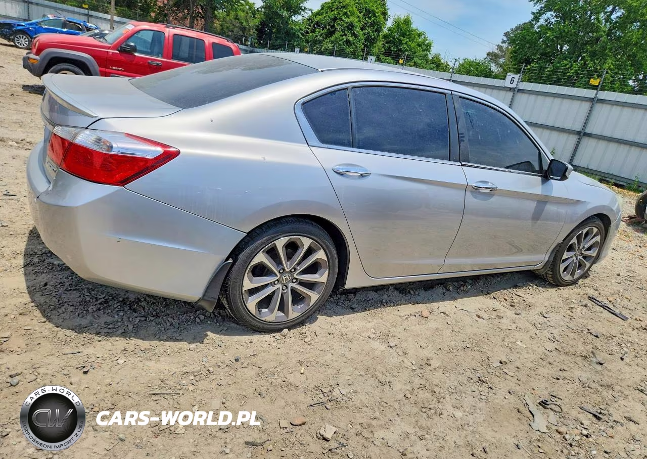2013 Honda Accord Sport VIN:1HGCR2F52DA266199 - 3