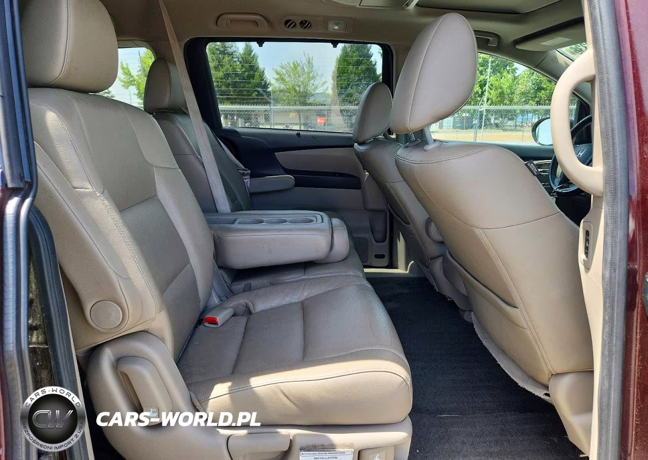 2014 Honda Odyssey Touring VIN:5FNRL5H91EB108392 - 11