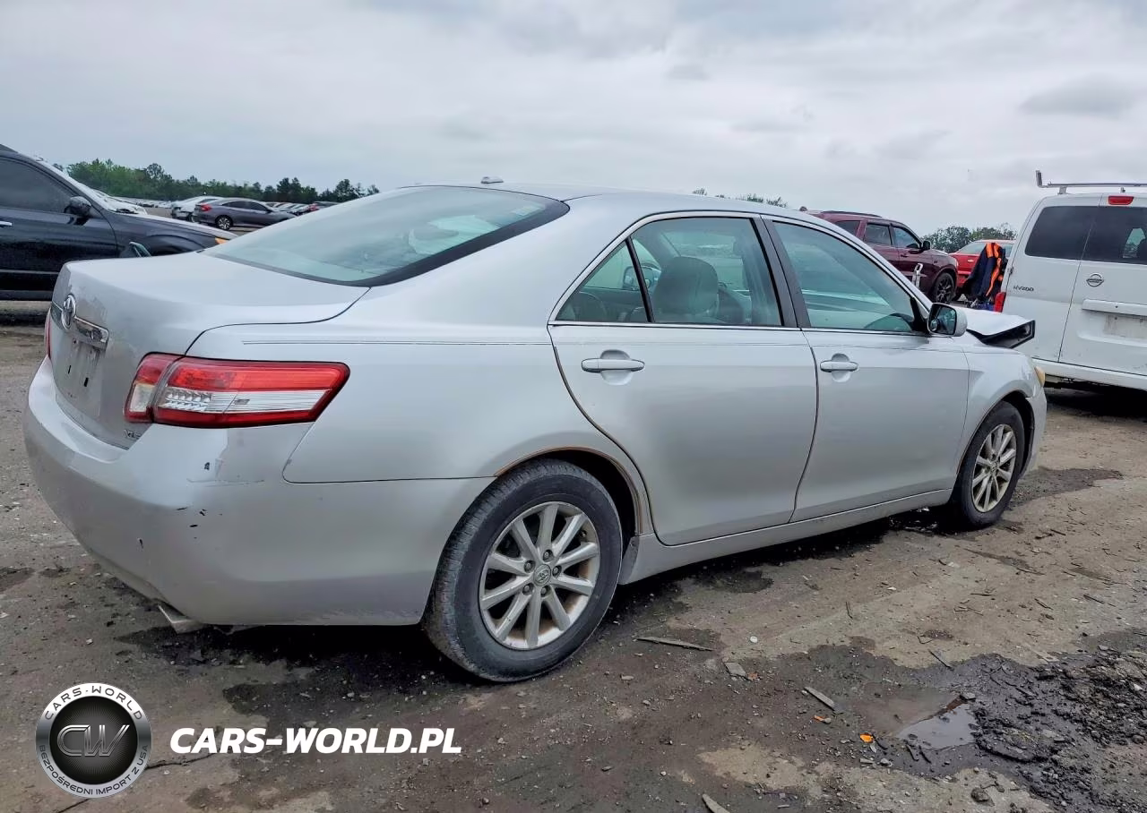 2011 Toyota Camry Xle VIN:4T4BF3EK3BR179232 - 3