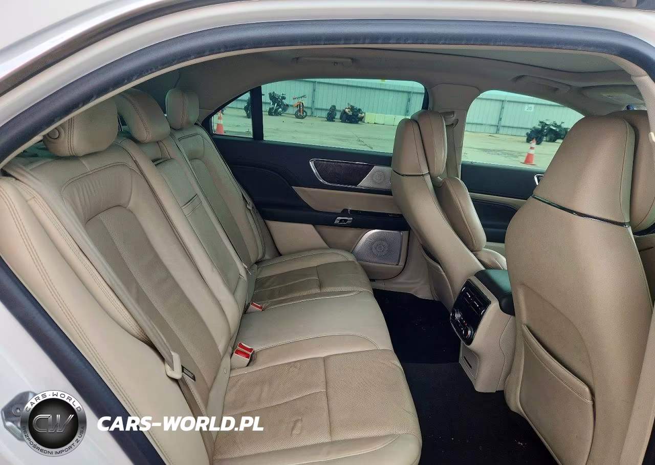 2020 Lincoln Continental Reserve VIN:1LN6L9RP1L5605668 - 10