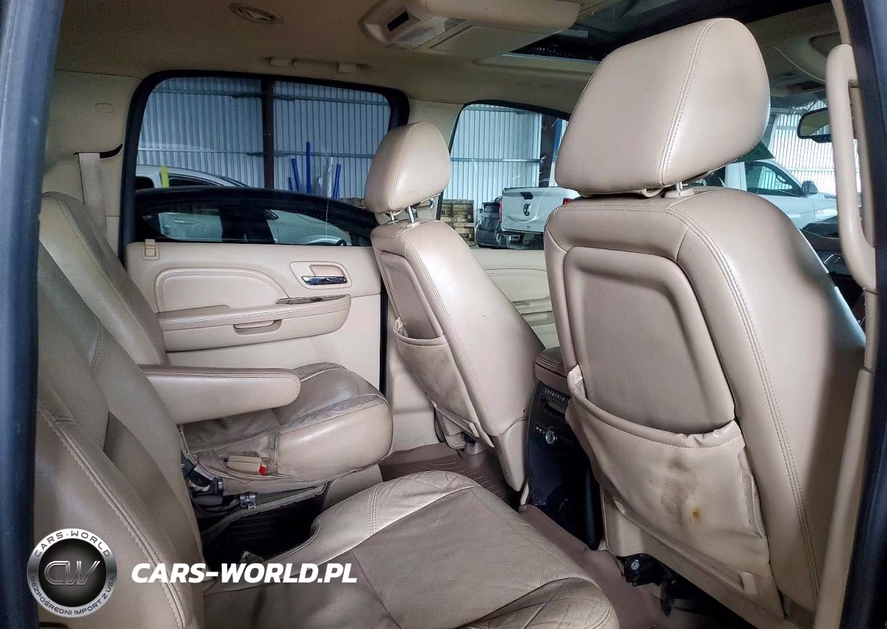 2010 Cadillac Escalade Esv Premium VIN:1GYUCJEF4AR118622 - 11