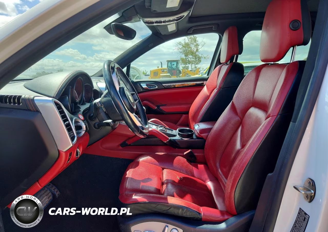 2017 Porsche Cayenne S VIN:WP1AB2A25HLA52601 - 7