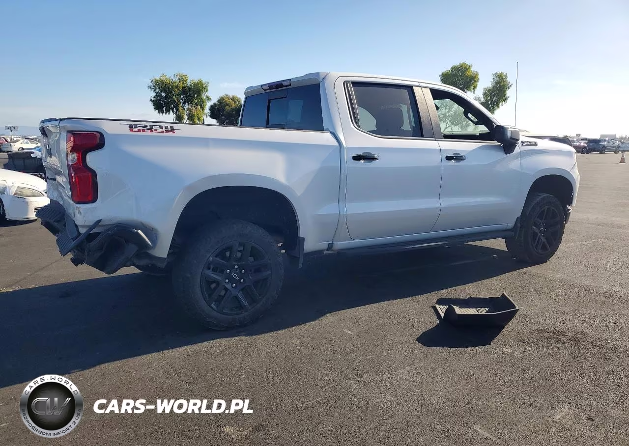2024 Chevrolet Silverado K1500 Lt Trail Boss VIN:3GCUDFEL7RG156525 - 3