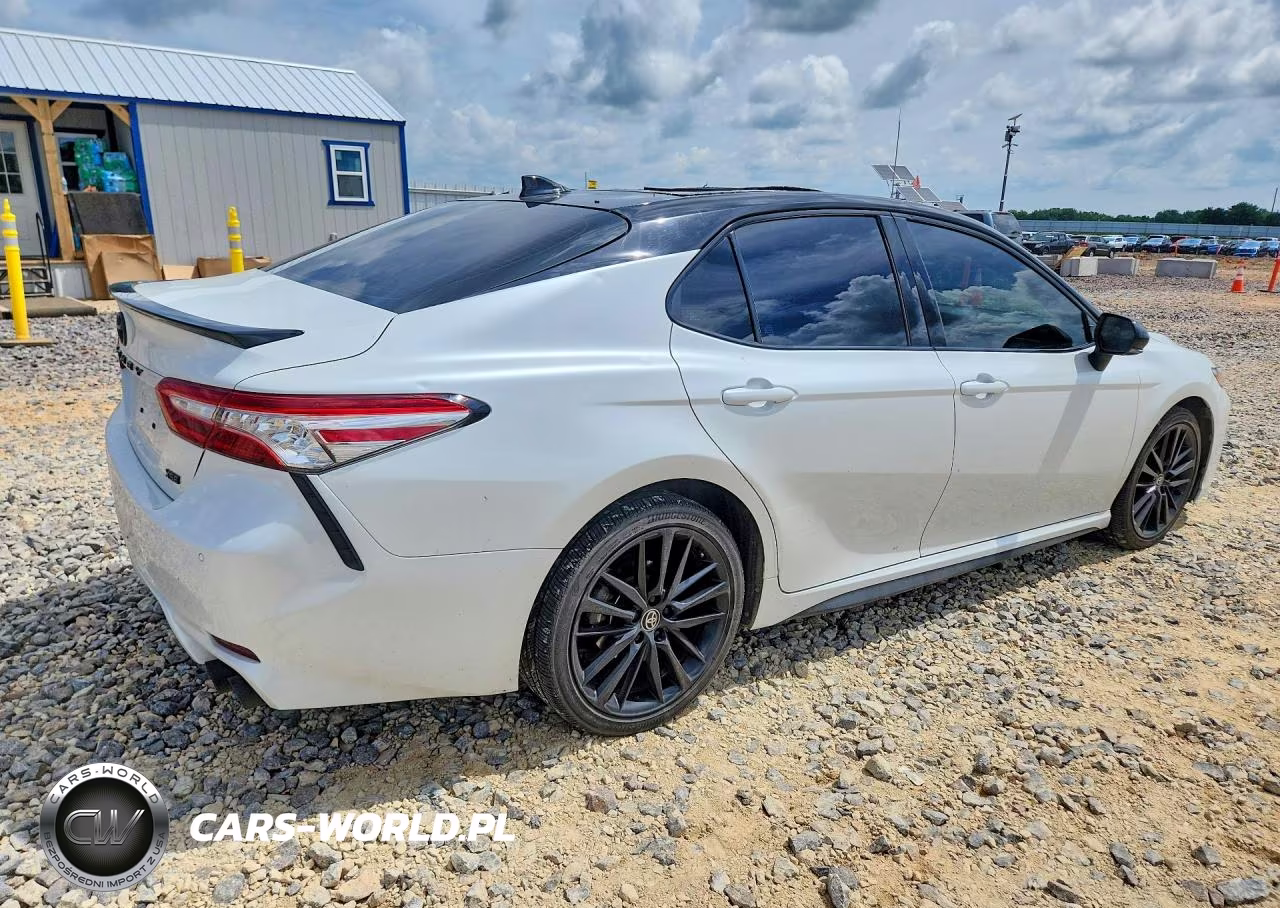 2020 Toyota Camry Xse V6 VIN:4T1KZ1AK1LU046370 - 3