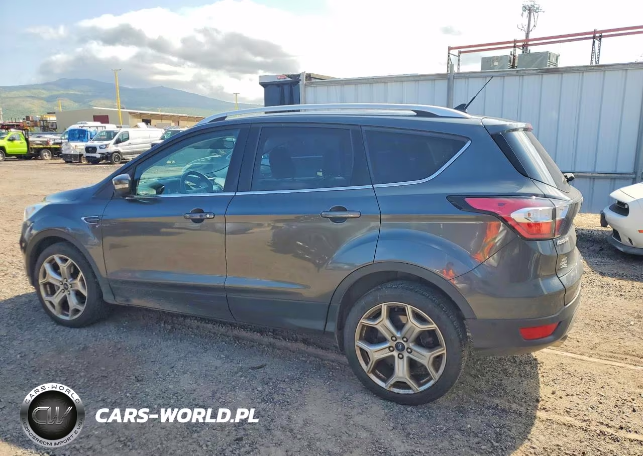 2018 Ford Escape Titanium VIN:1FMCU0J9XJUB95268 - 2