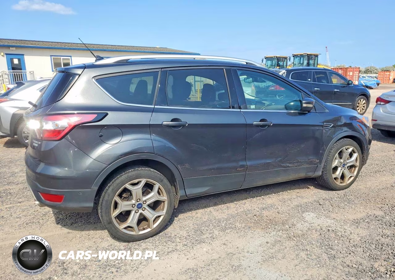 2018 Ford Escape Titanium VIN:1FMCU0J9XJUB95268 - 3