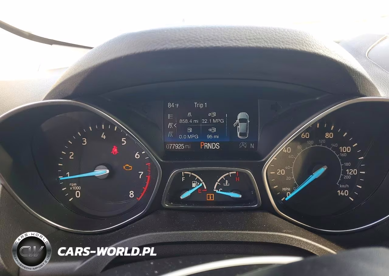 2018 Ford Escape Titanium VIN:1FMCU0J9XJUB95268 - 9
