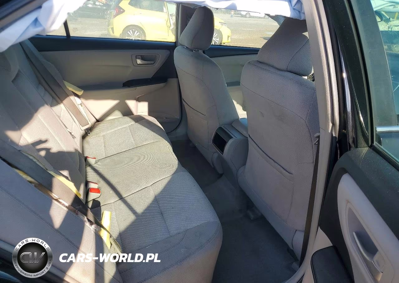 2017 Toyota Camry Le VIN:4T1BF1FK8HU269871 - 10