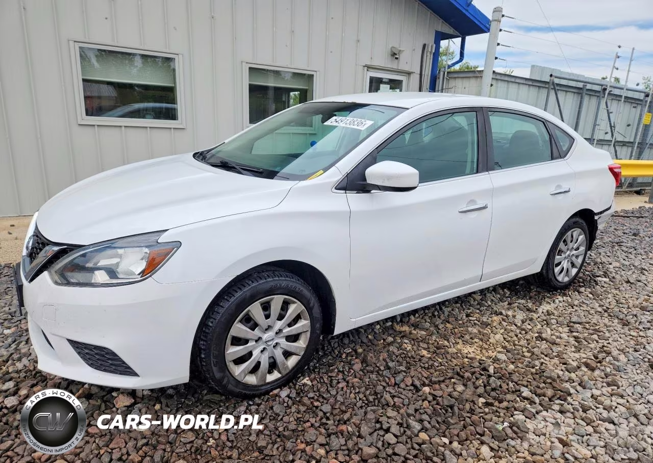 2017 Nissan Sentra S – zdjęcie 1 z 12