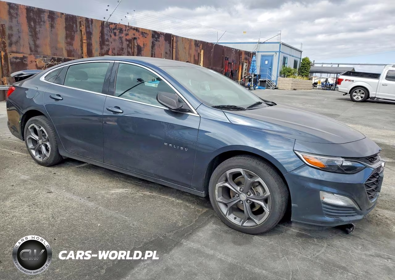 2019 Chevrolet Malibu Rs VIN:1G1ZG5ST3KF191767 - 4