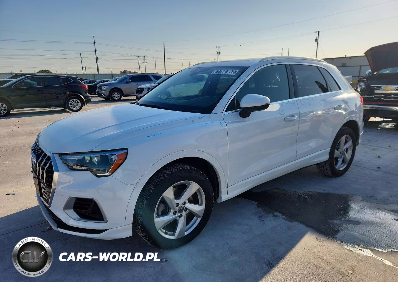 2020 Audi Q3 Premium