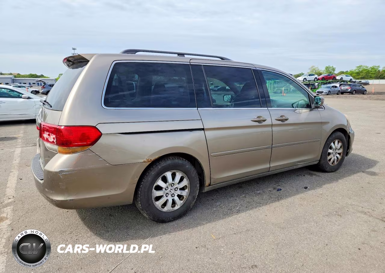 2010 Honda Odyssey Exl VIN:5FNRL3H64AB033806 - 3