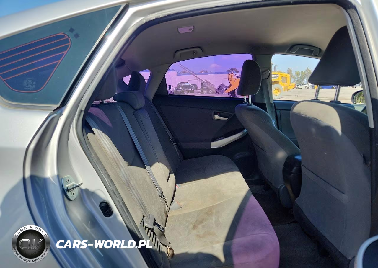 2014 Toyota Prius Two VIN:JTDKN3DU0E0378822 - 10