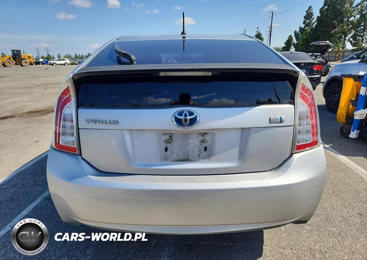 2014 Toyota Prius Two VIN:JTDKN3DU0E0378822 - 6